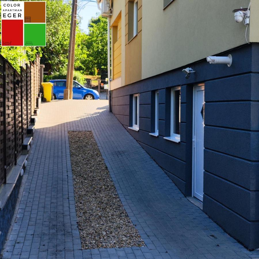 Color Apartmanok Eger Bagian luar foto