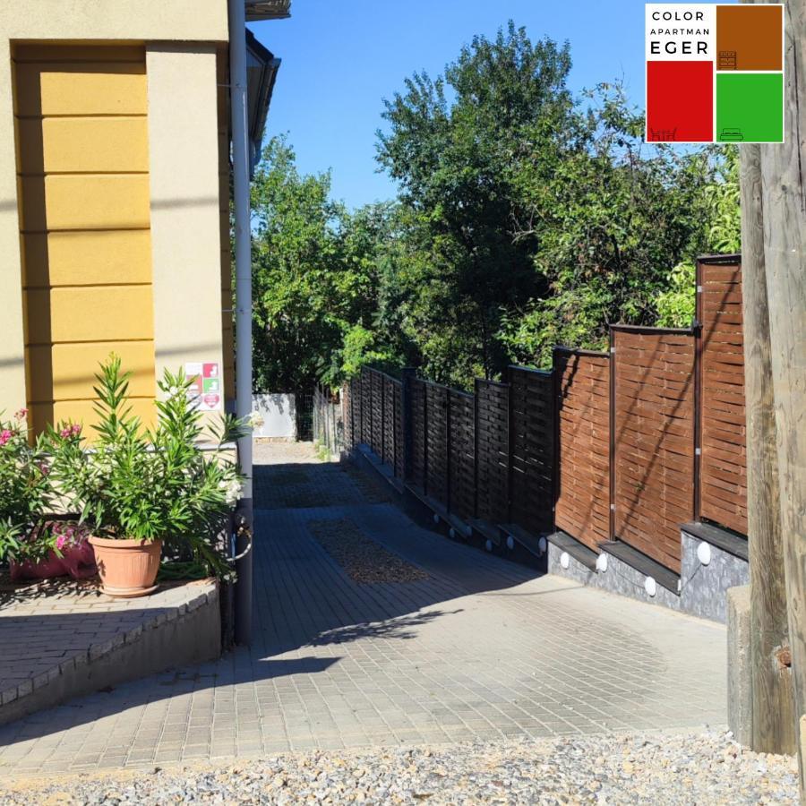 Color Apartmanok Eger Bagian luar foto