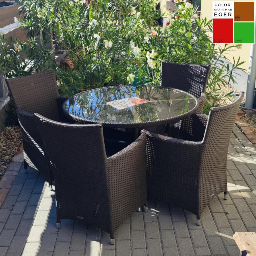 Color Apartmanok Eger Bagian luar foto