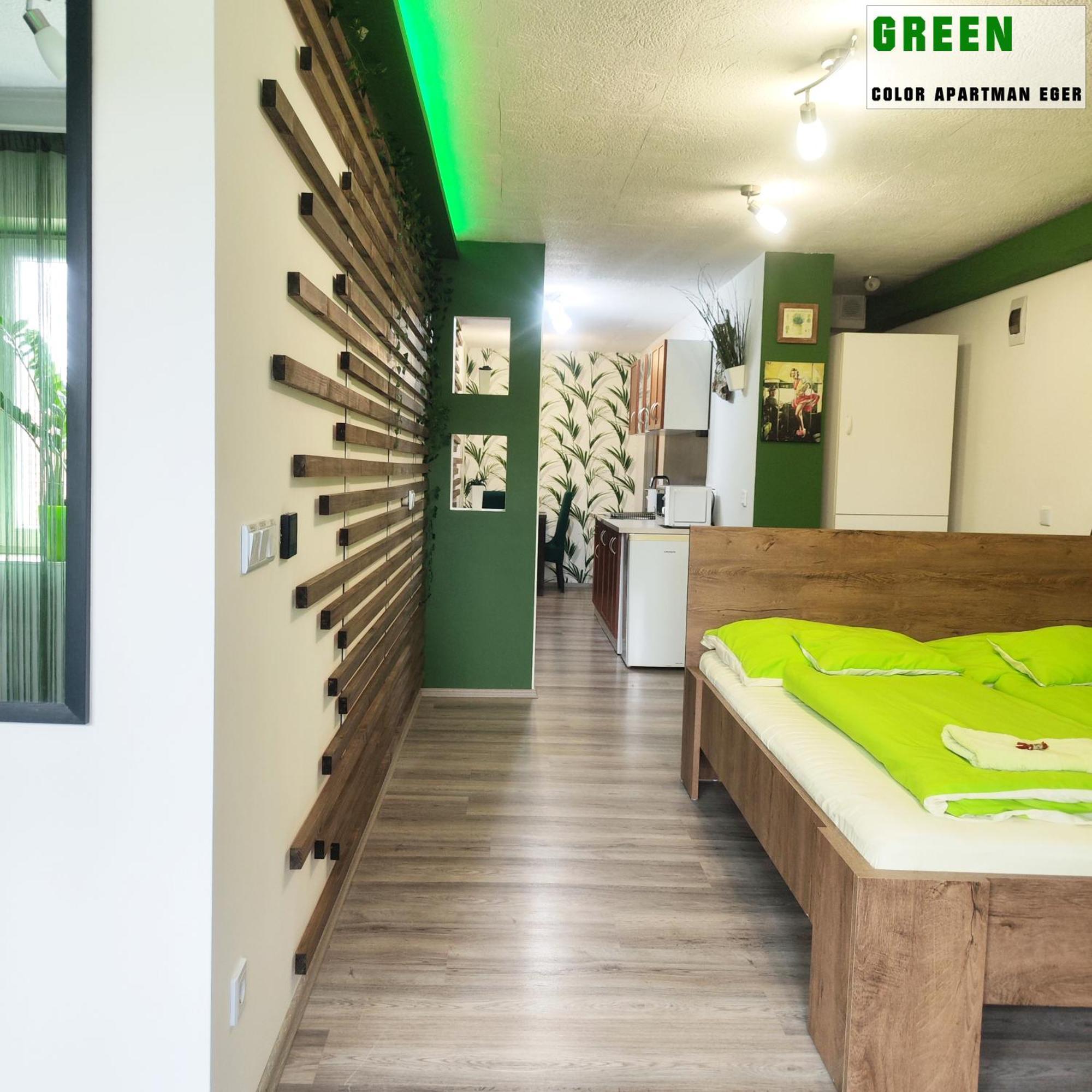 Color Apartmanok Eger Bagian luar foto
