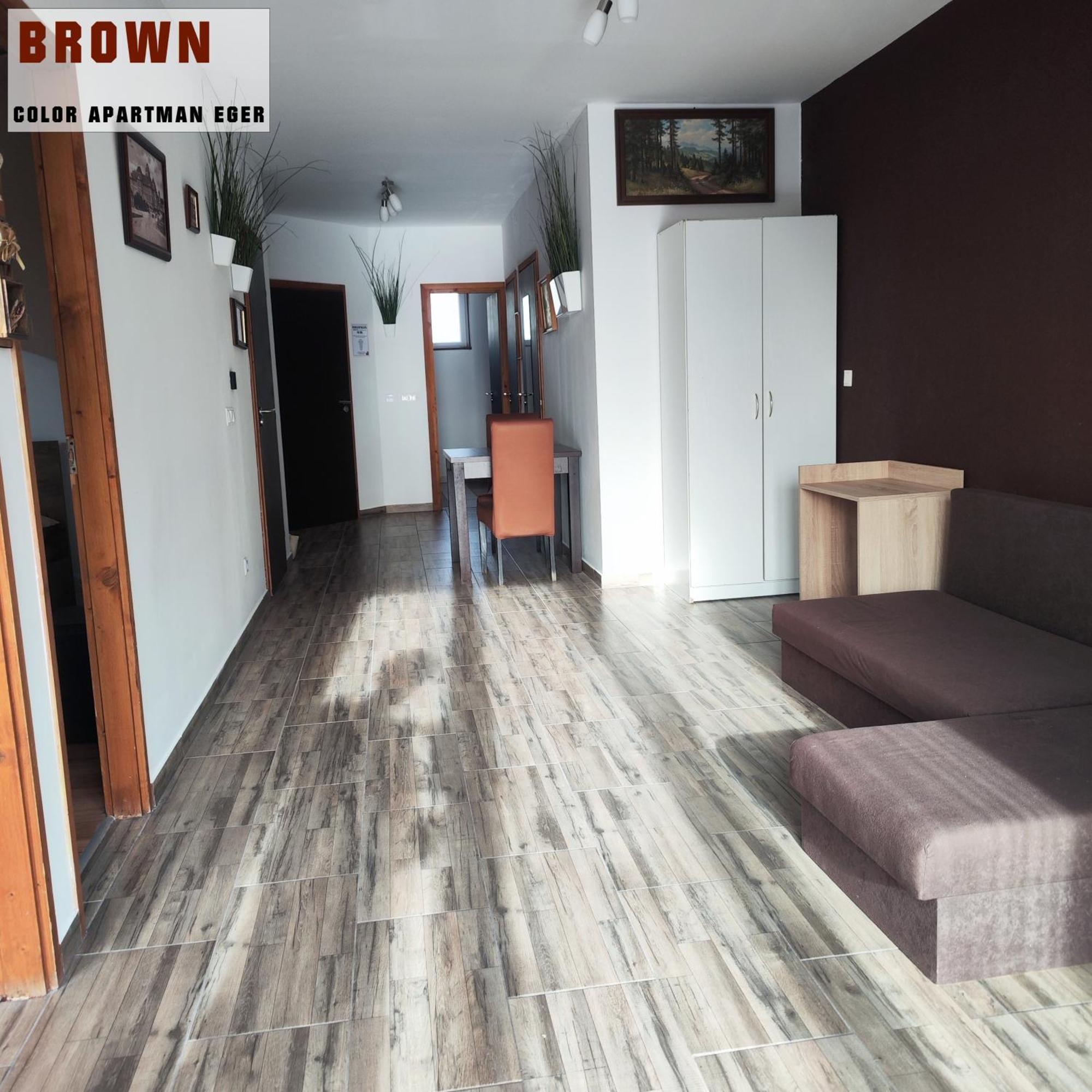 Color Apartmanok Eger Bagian luar foto