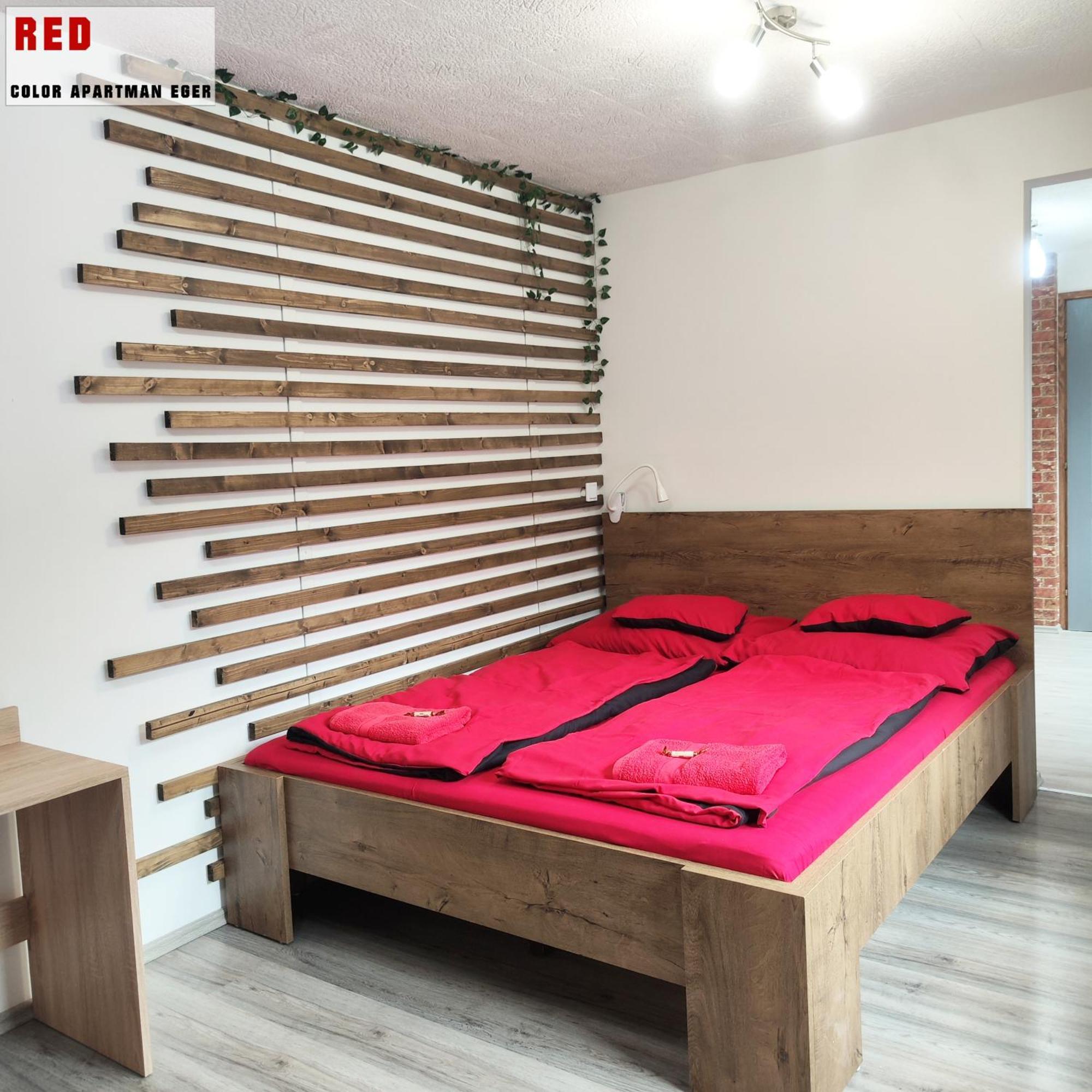 Color Apartmanok Eger Bagian luar foto