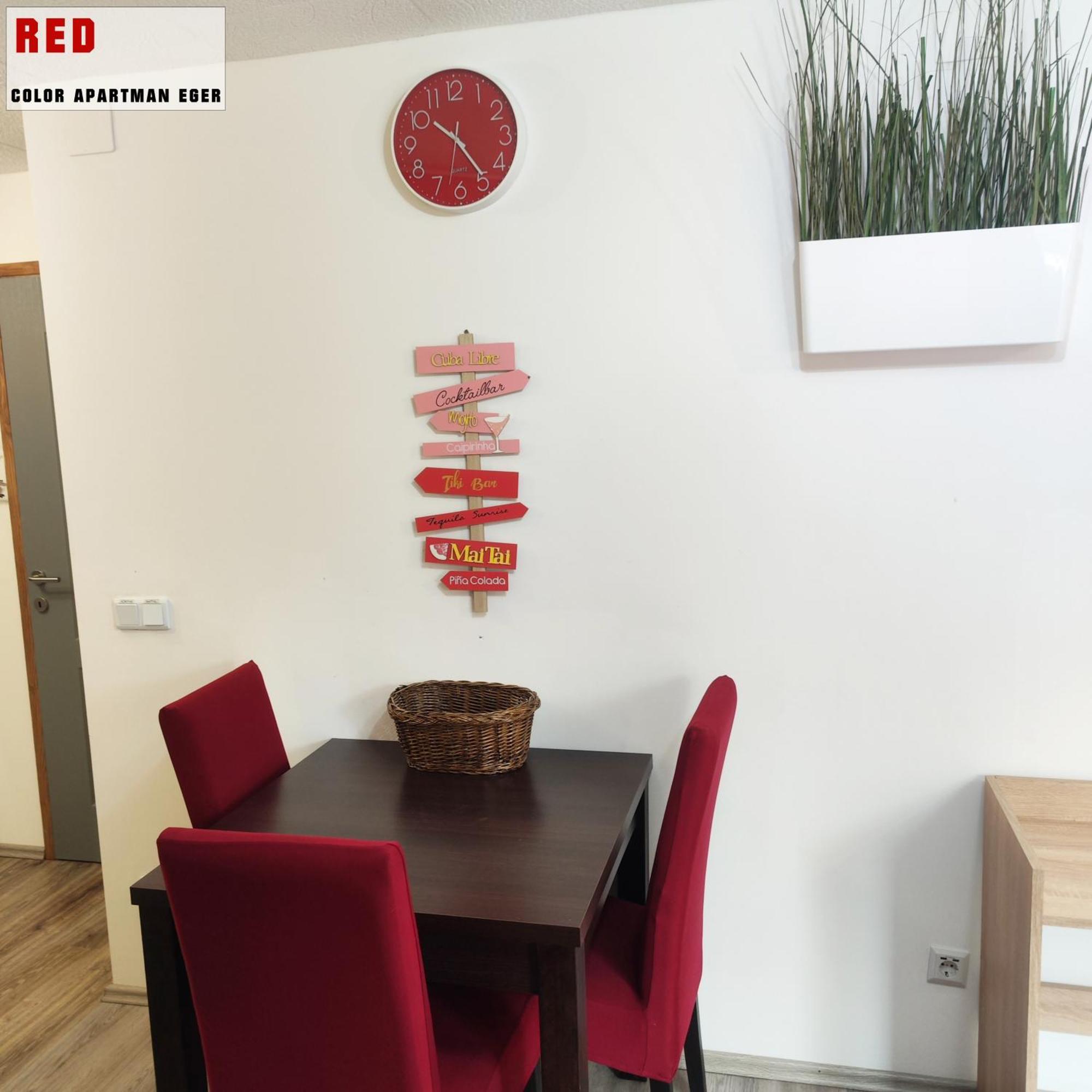 Color Apartmanok Eger Bagian luar foto
