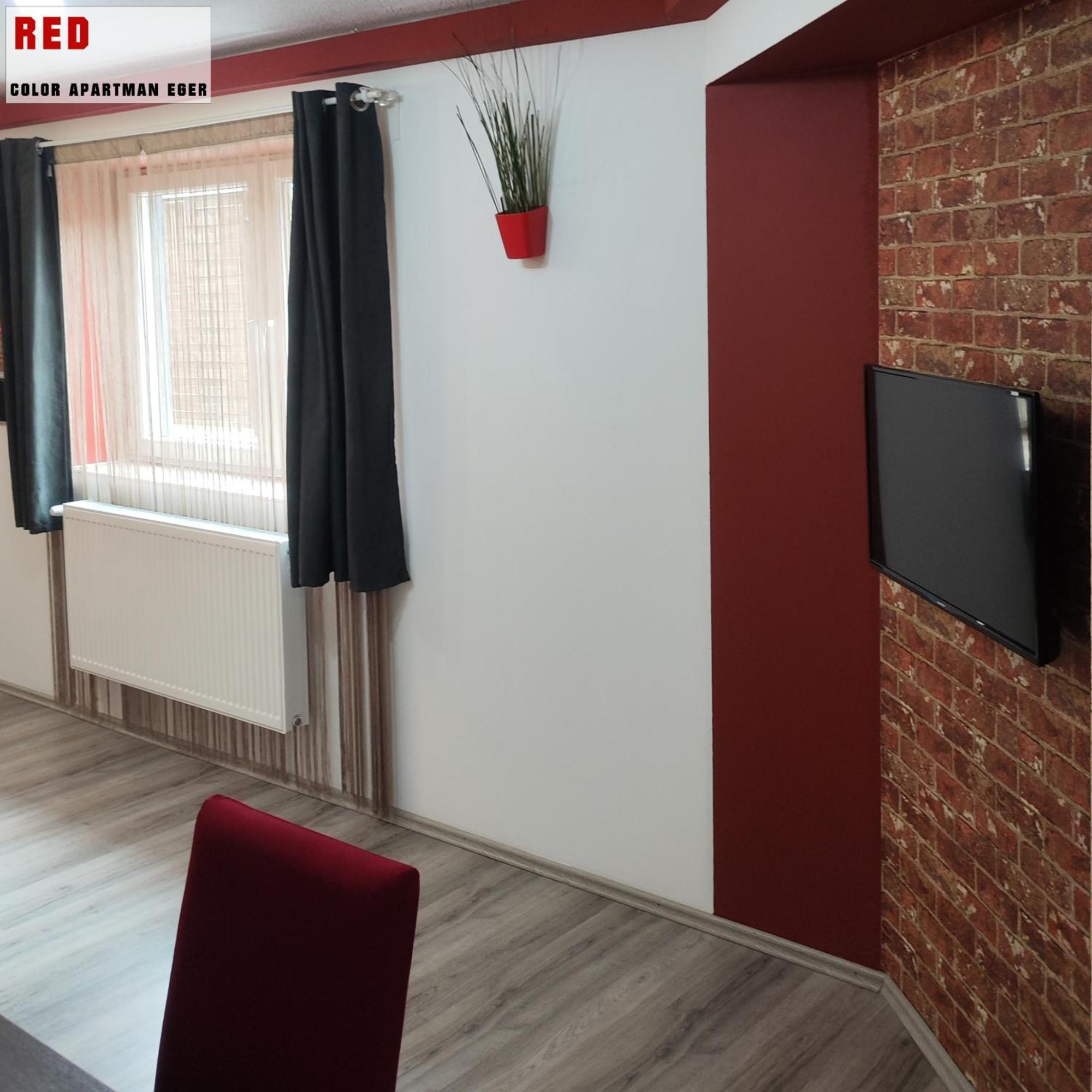 Color Apartmanok Eger Bagian luar foto