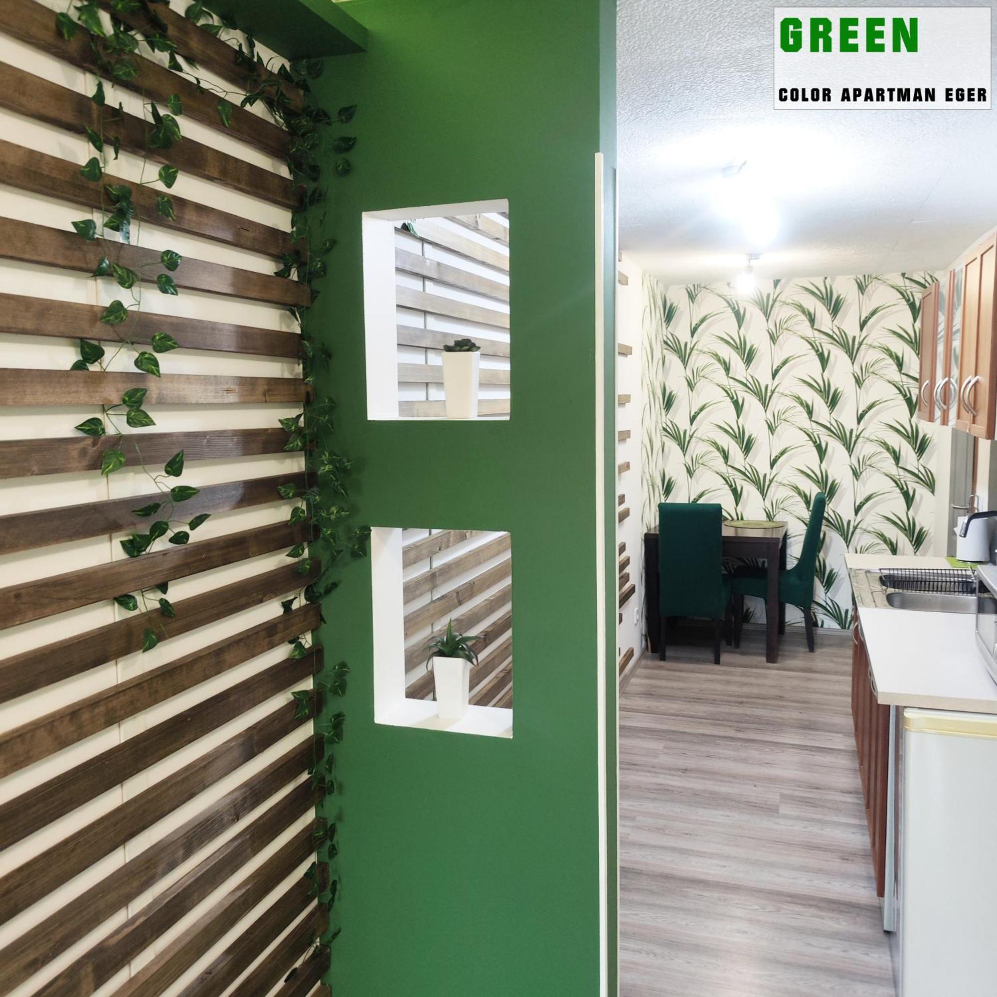 Color Apartmanok Eger Bagian luar foto