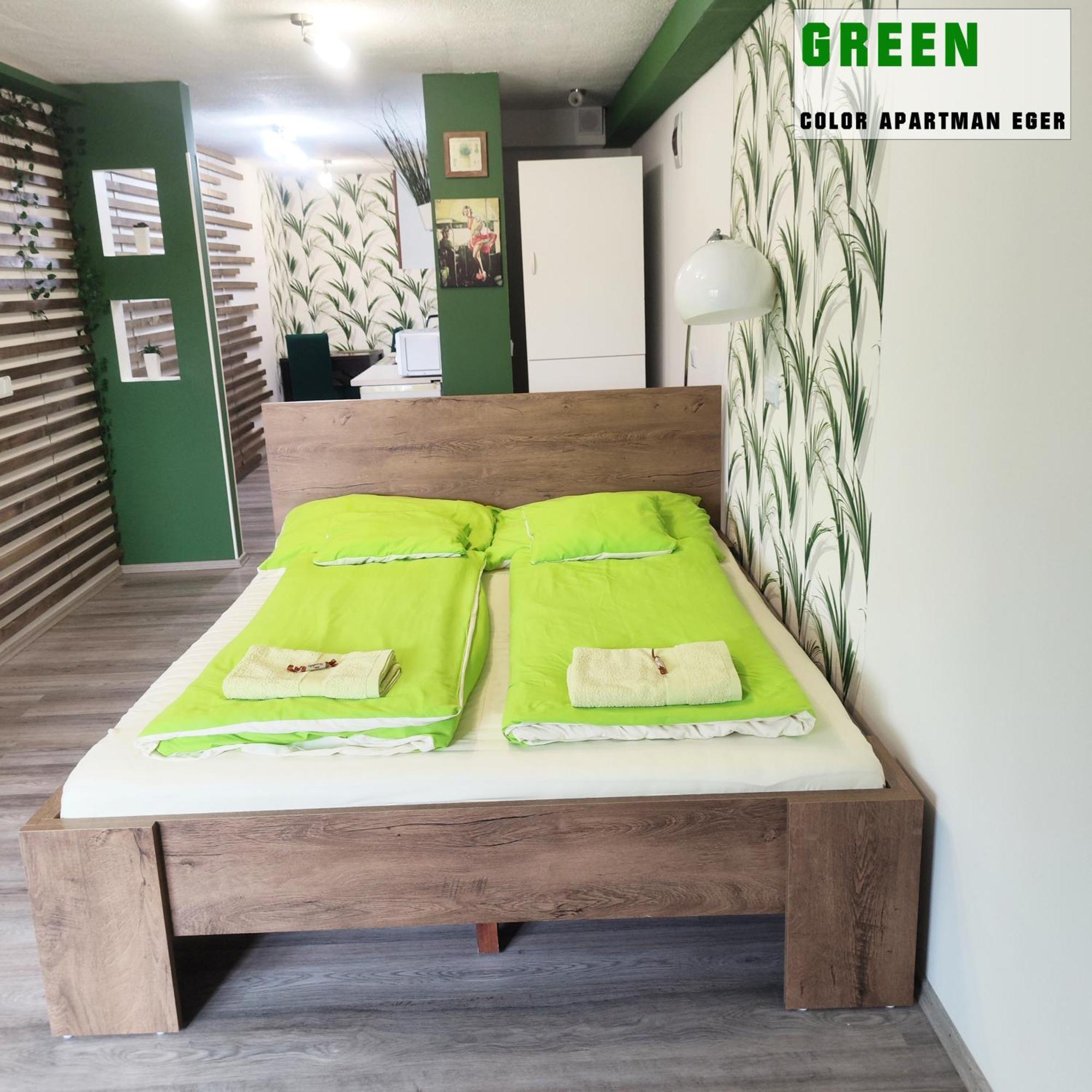 Color Apartmanok Eger Bagian luar foto