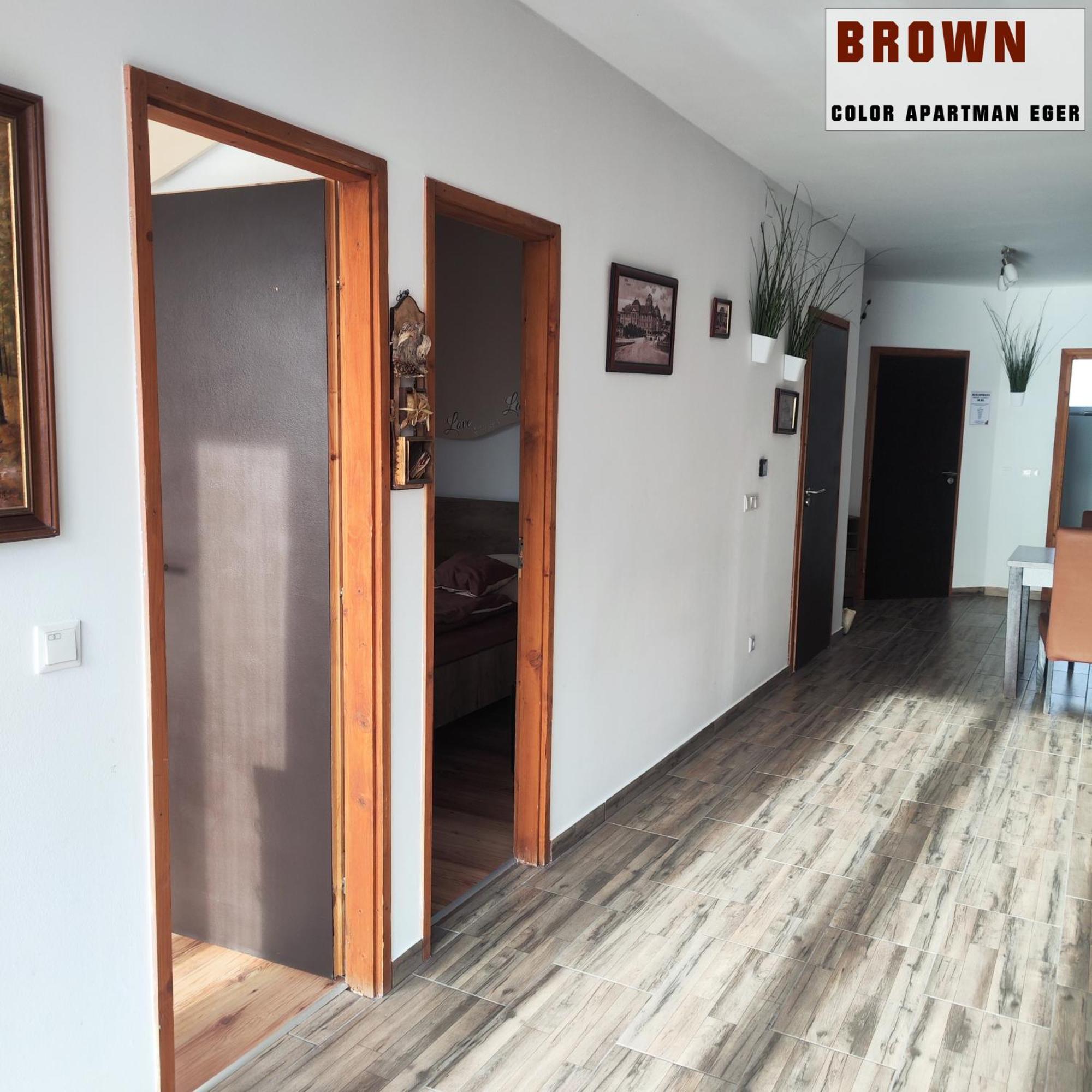 Color Apartmanok Eger Bagian luar foto