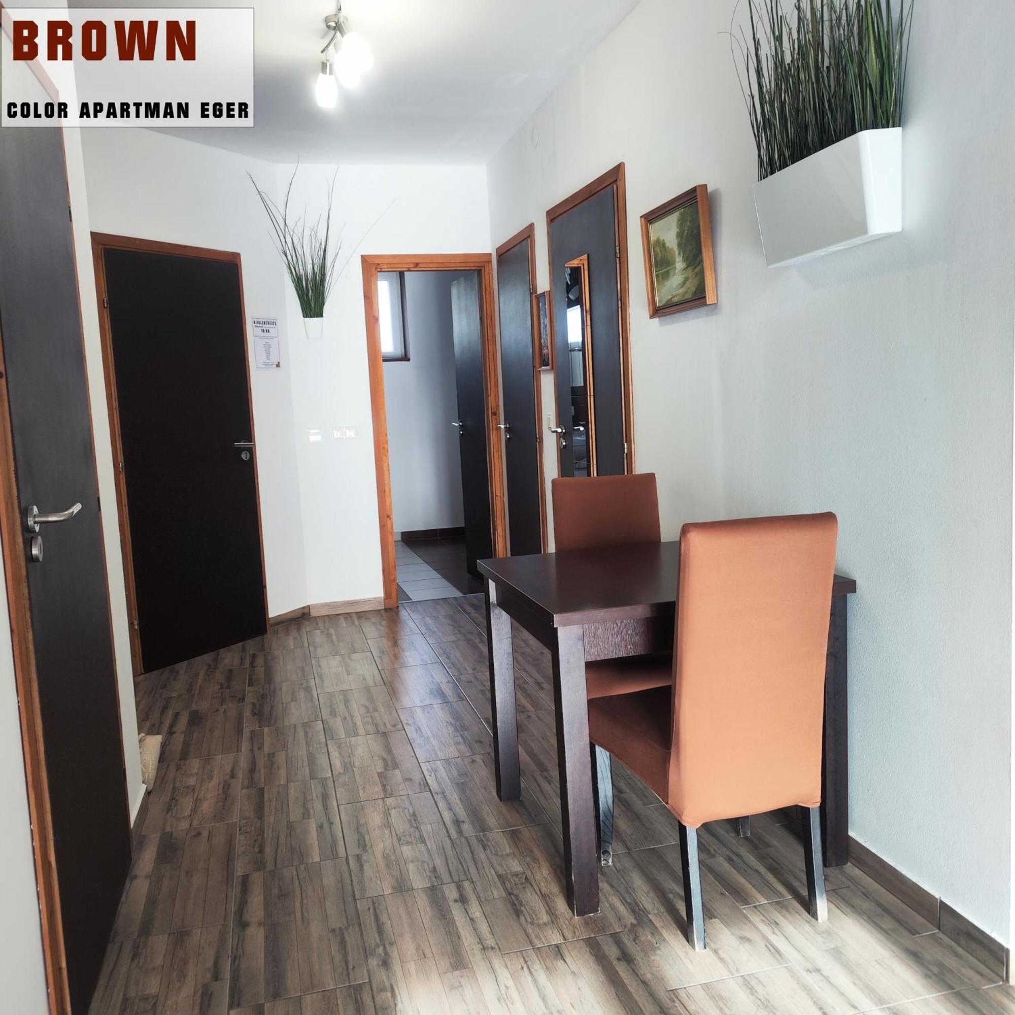 Color Apartmanok Eger Bagian luar foto