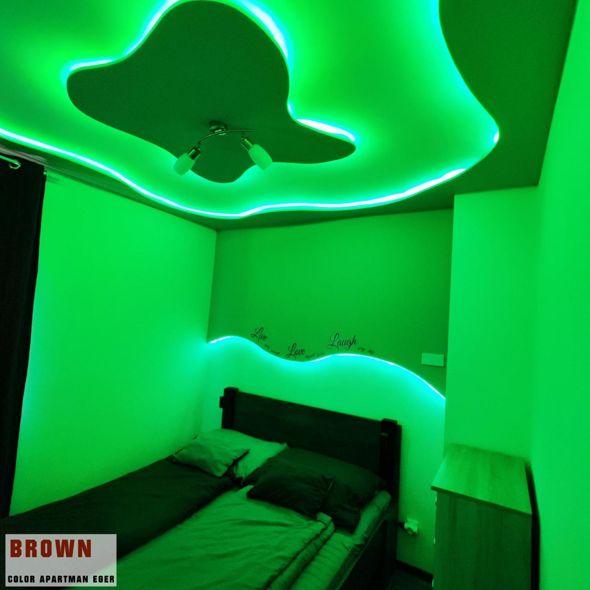 Color Apartmanok Eger Ruang foto