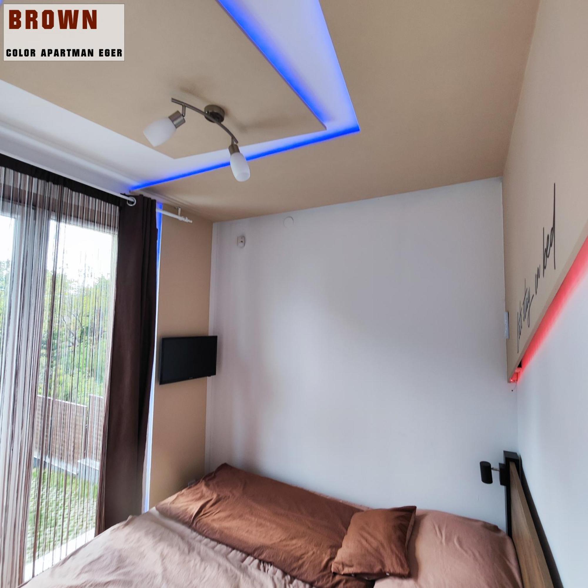 Color Apartmanok Eger Bagian luar foto